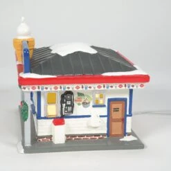 Department 56 Dairy Queen®(Dairy Queen) -Holiday Gift Shop 4044855 3