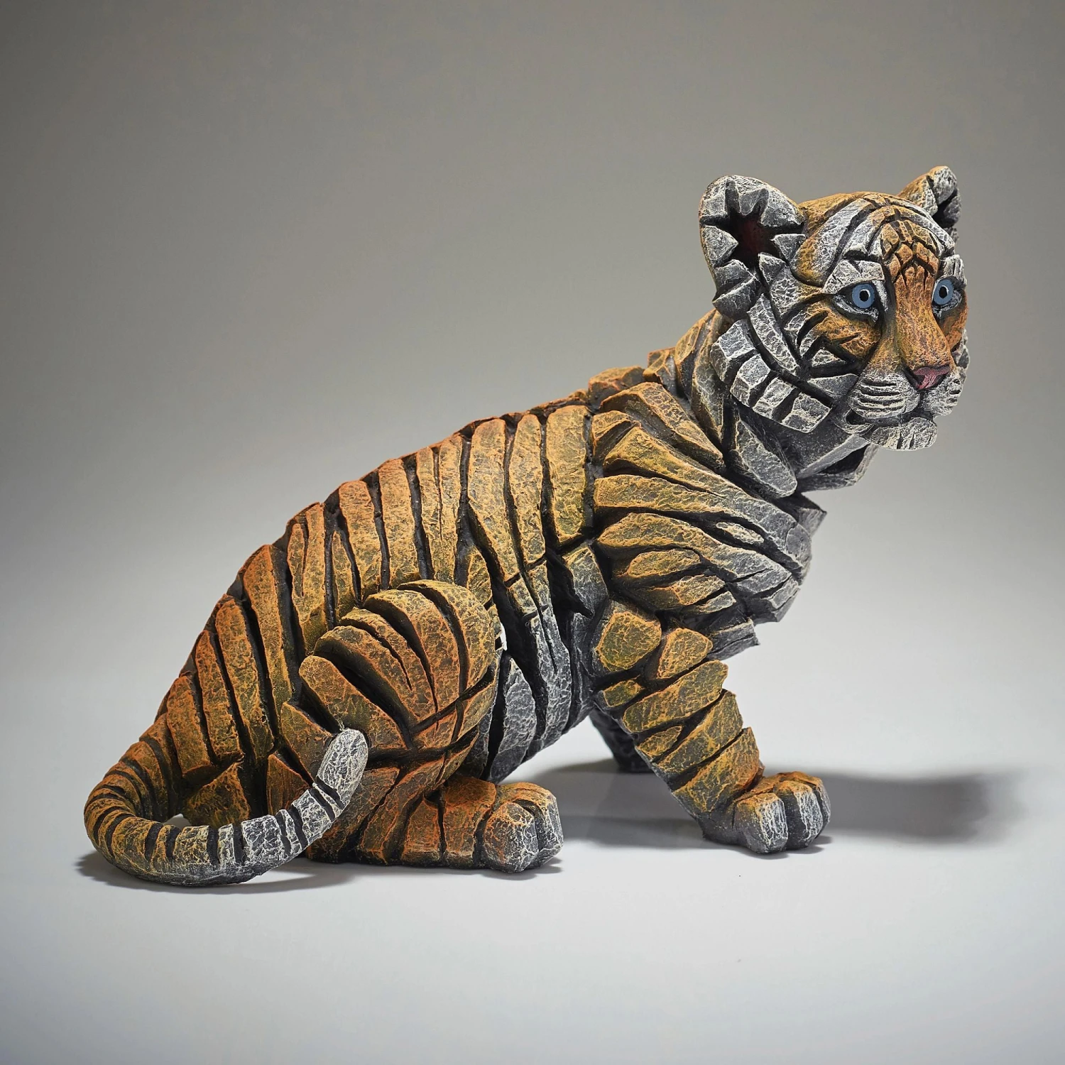 Enesco Gift Tiger Cub Figure(Edges Tiger Cub Figure) 5 Enesco Gift Tiger Cub Figure(Edges Tiger Cub Figure) - Image 3