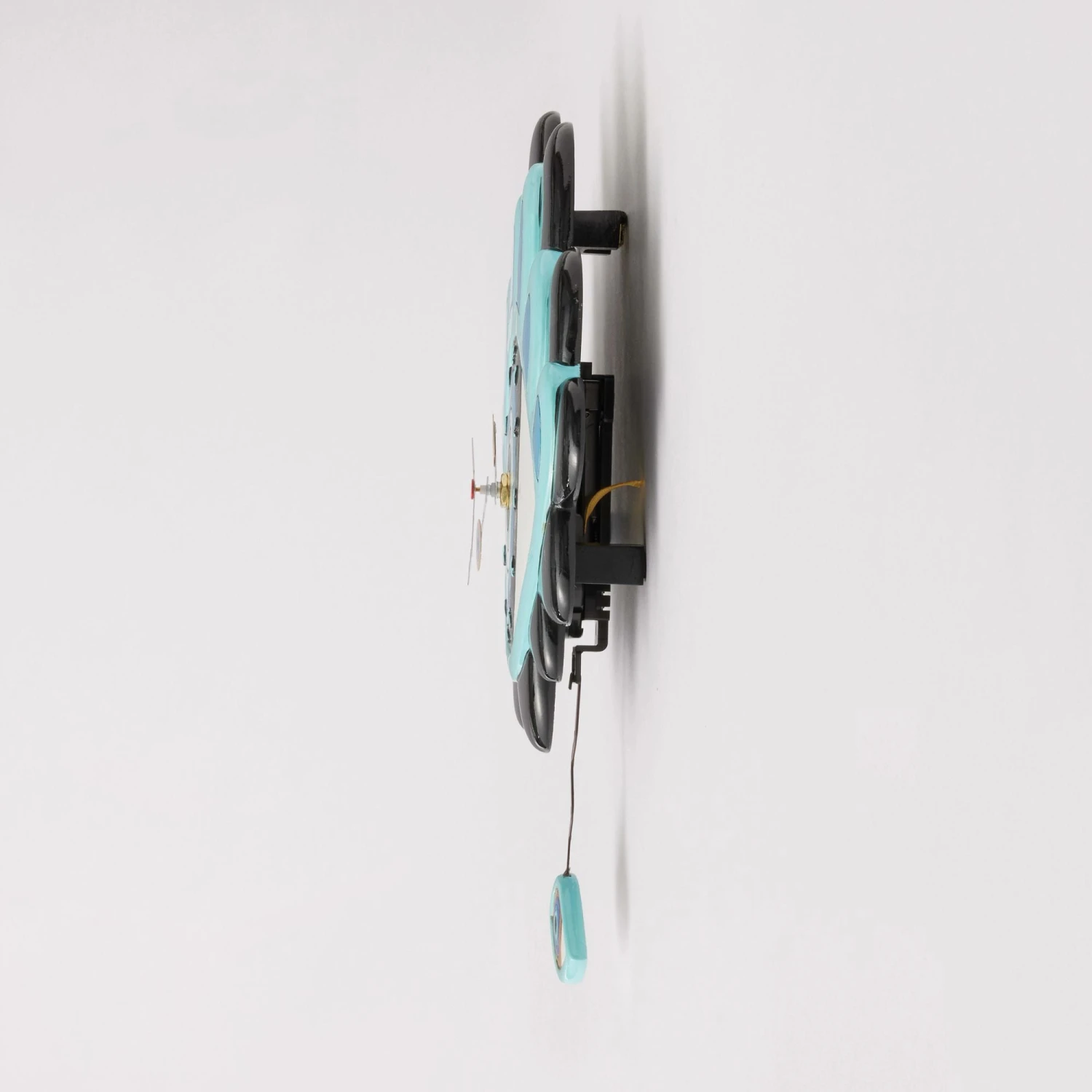 Enesco Gift Envy Of My Eye Clock(Envy Of My Eye Clock) 5 Enesco Gift Envy Of My Eye Clock(Envy Of My Eye Clock) - Image 3